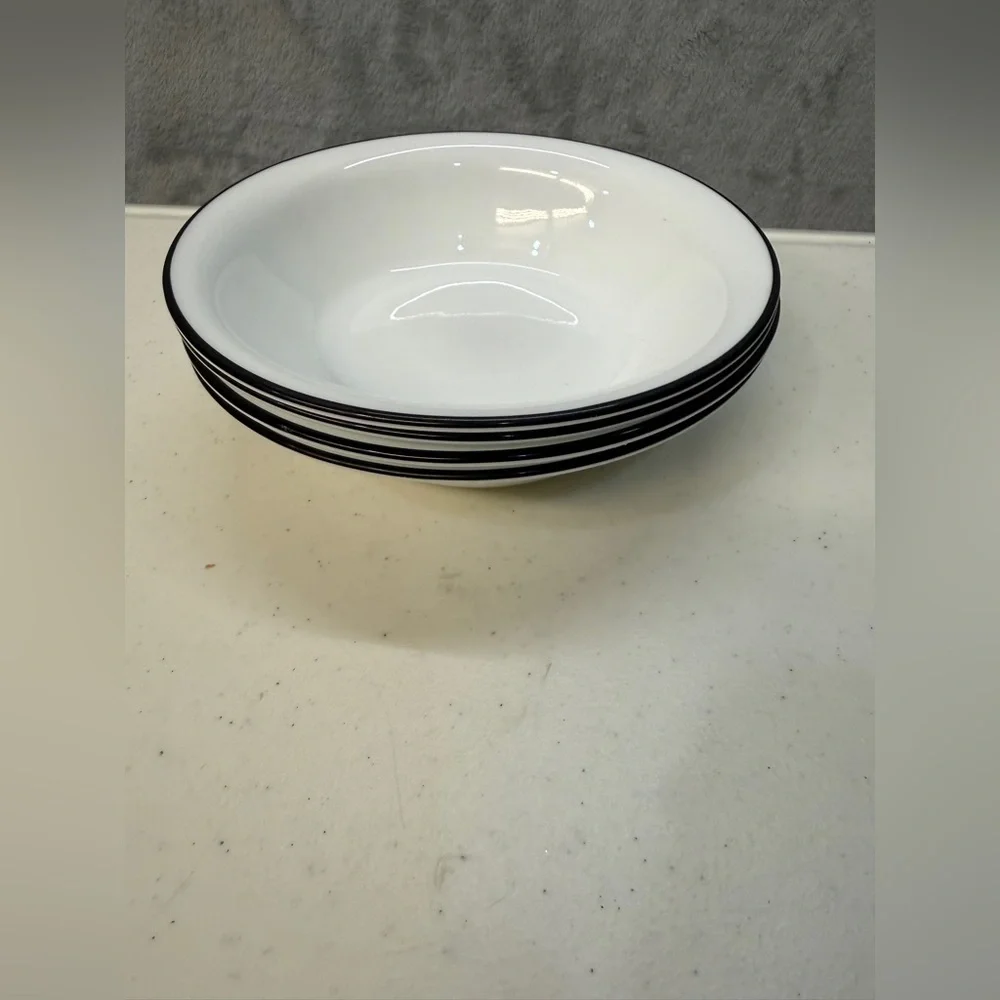 Corelle Bowls Vitrelle Berry Bowls White Black Trim Chip Resistant Made in USA